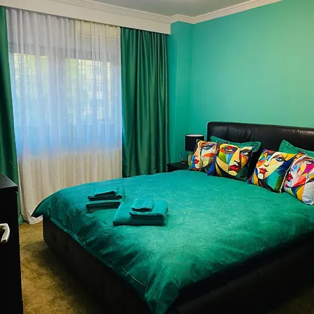 Appartement Tacchinisb Boekarest