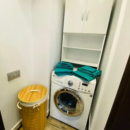 Apartment Tacchinisb Bucharest